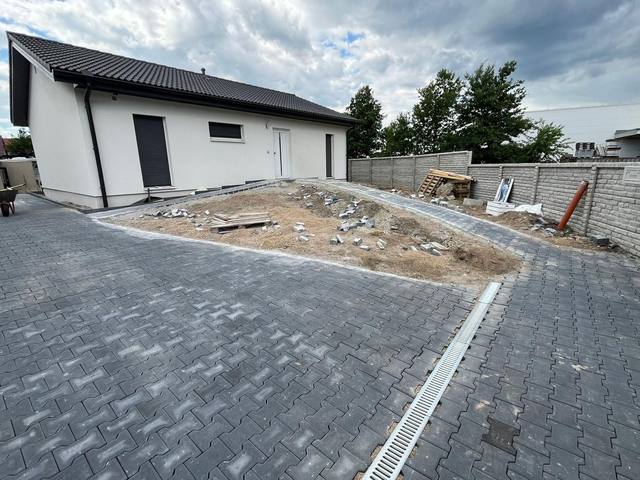 Referenz Pflaster & Wege DERsanchez Dresden
